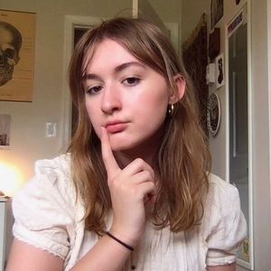 Meet your Posher, Abigail